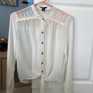 XXll Forever Small Women’s Shirt/LSLV Cream Blouse. BRAND NEW W/ TAG! Never worn